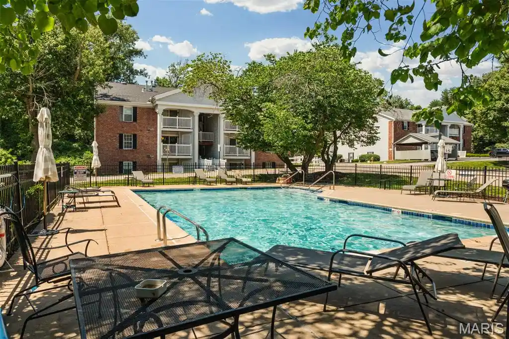 Listing Photo 24 - Condo for sale in 1961 Marine Ter Dr located at 1961 Marine Ter Dr, Maryland Heights, MO 63146 - Unit 1961 Marine Ter Dr