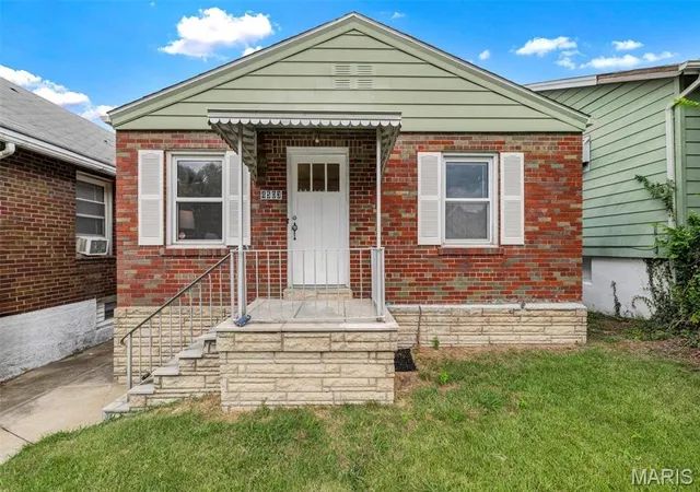 Photo 1 of Single family home for sale at 4503 Tholozan Ave, Saint Louis, MO 63116 | MLS# MIS26062088 | Listing updated on 2026-09-28