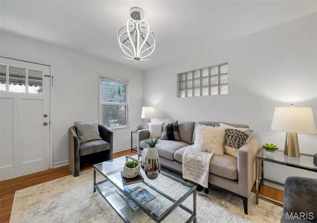 Photo 3 of Single family home for sale at 4503 Tholozan Ave, Saint Louis, MO 63116 | MLS# MIS26062088 | Listing updated on 2026-09-28