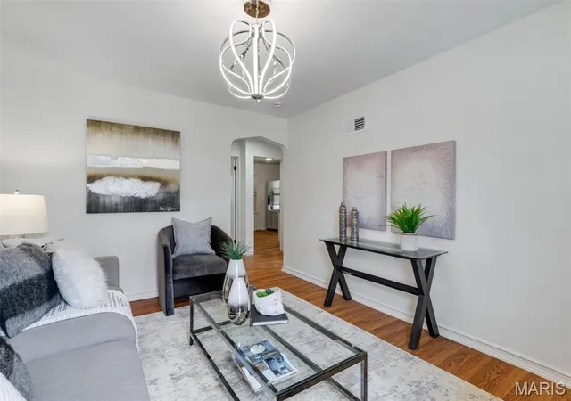 Photo 4 of Single family home for sale at 4503 Tholozan Ave, Saint Louis, MO 63116 | MLS# MIS26062088 | Listing updated on 2026-09-28