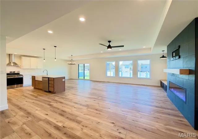 Photo 4 of Single family home for sale at 312 George Bush Blvd, Troy, IL 62294 | MLS# MIS26062090 | Listing updated on 2026-10-29