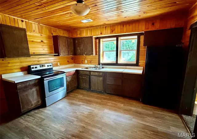 Photo 4 of Single family home for sale at 308 M S High St, Mountain Grove, MO 65711 | MLS# MIS26062091 | Listing updated on 2026-09-25