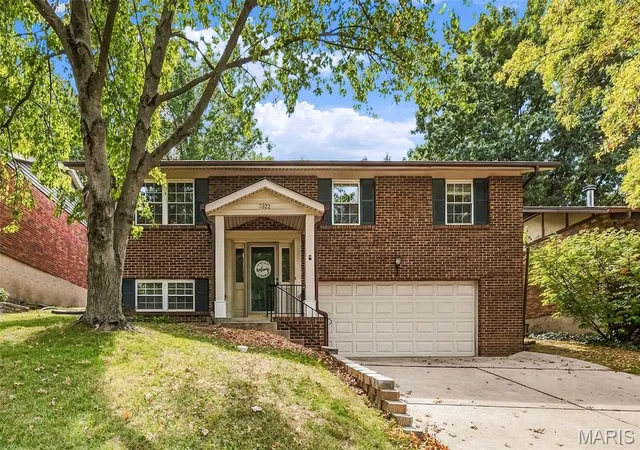 Single family home for sale at 7322 Melbourne Ave, Saint Louis, MO 63119 | MLS# MIS26062093