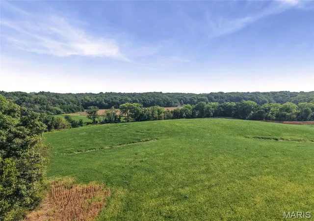 Photo 3 of House for sale at 000 Mm Rd, Red Bud, IL 62278 | MLS# MIS26062094 | Listing updated on 2026-09-25