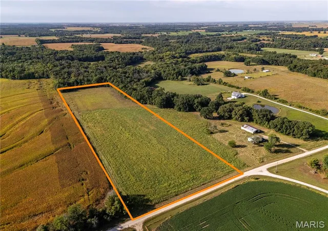 Photo 1 of Sale Pending at 00 Pike 451, Curryville, MO 63339 | MLS# MIS26062095 | Listing updated on 2026-10-02