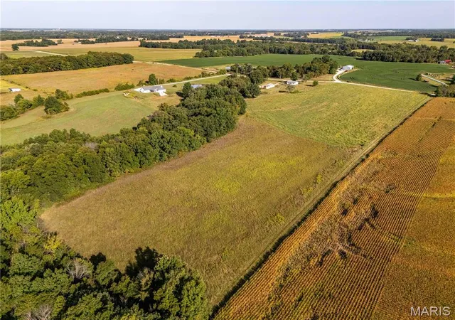 Photo 3 of Sale Pending at 00 Pike 451, Curryville, MO 63339 | MLS# MIS26062095 | Listing updated on 2026-10-02