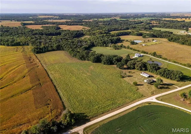 Photo 4 of Sale Pending at 00 Pike 451, Curryville, MO 63339 | MLS# MIS26062095 | Listing updated on 2026-10-02