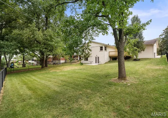 Photo 72 of Sale Pending at 5157 Reynosa Dr, Saint Louis, MO 63128 | MLS# MIS26062115 | Listing updated on 2026-10-06