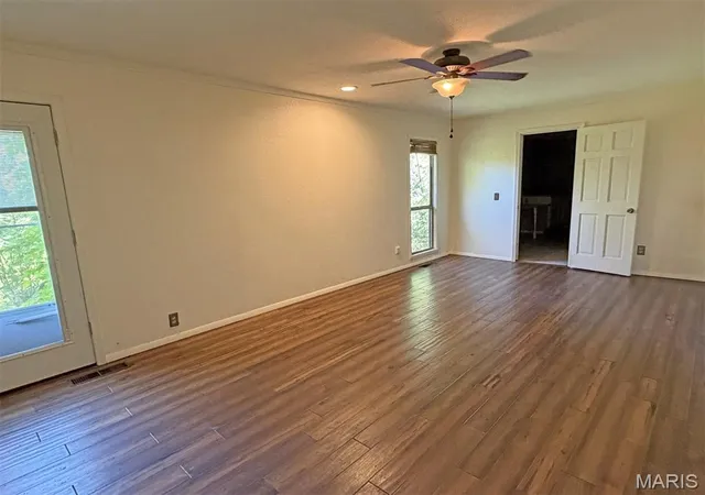 Photo 3 of Single family home for sale at 2033 Meadows Rd, Poplar Bluff, MO 63901 | MLS# MIS26062118 | Listing updated on 2026-09-26