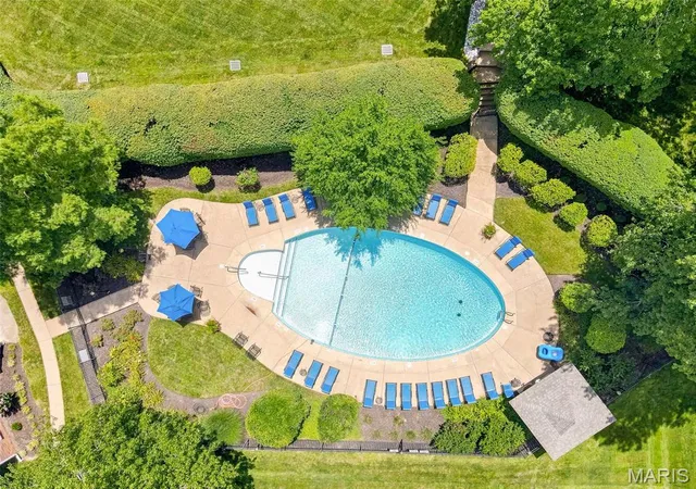 Photo 1 of Condo for sale at 1445 Willow Brk Cvs #9, Saint Louis, MO 63146 | MLS# MIS26062122 | Listing updated on 2026-10-05