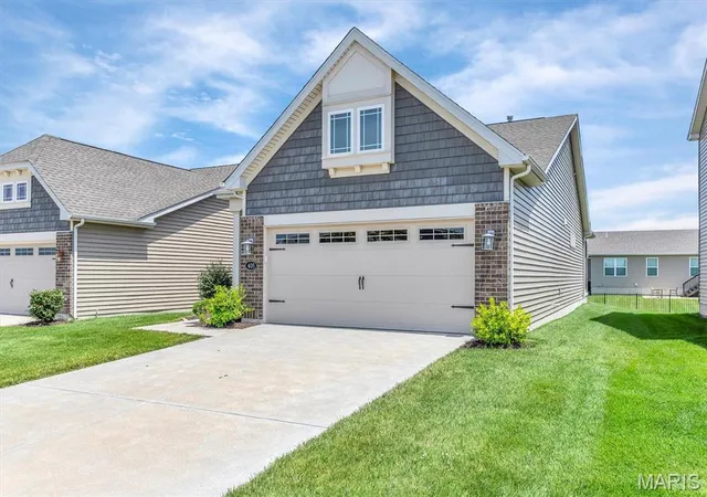 Photo 3 of Single family home for sale at 405 Copperfield Ct, Saint Charles, MO 63301 | MLS# MIS26062125 | Listing updated on 2026-09-25