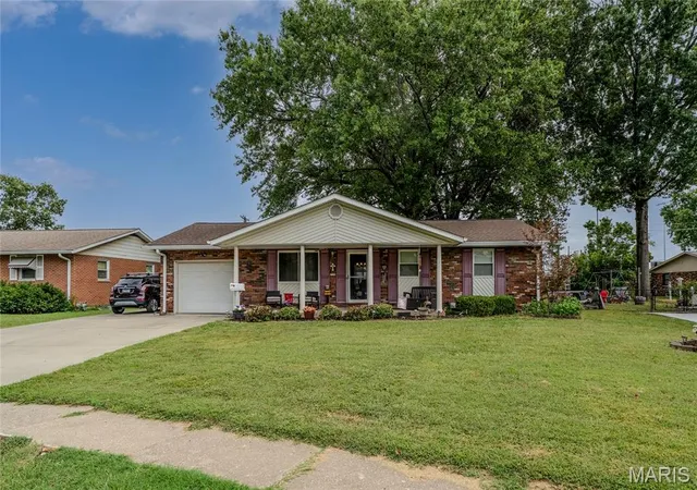 Photo 1 of Single family home for sale at 3308 Colgate Pl, Granite City, IL 62040 | MLS# MIS26062146 | Listing updated on 2026-09-29