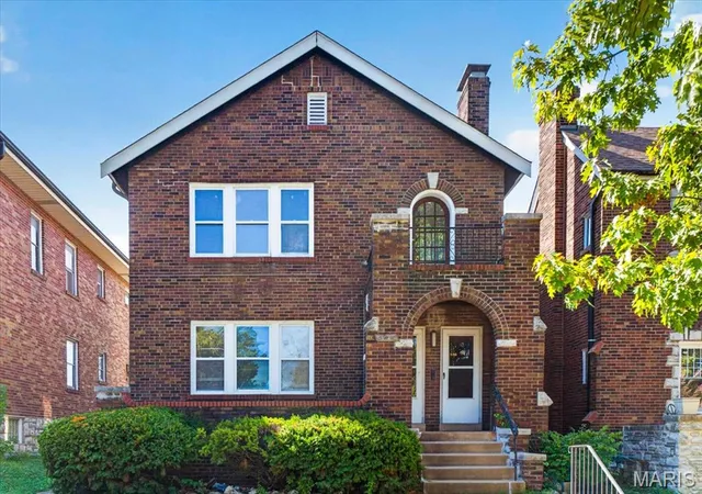 Multi family home for sale at 3916 Dunnica Ave, Saint Louis, MO 63116 | MLS# MIS26062161