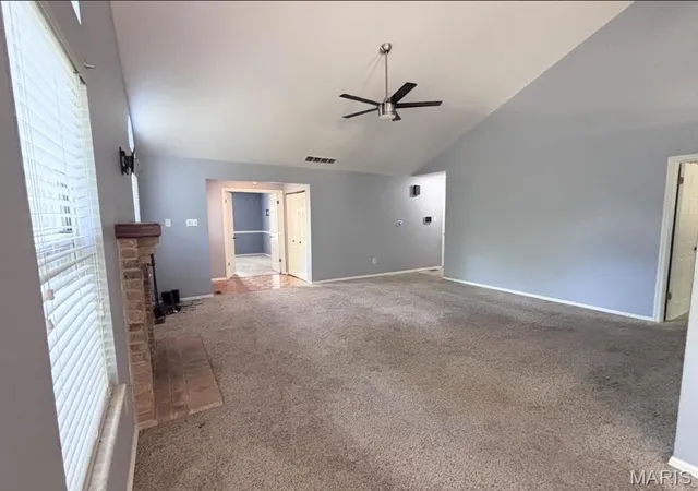 Photo 4 of House for sale at 1422 Eagles Way Ct, Hazelwood, MO 63042 | MLS# MIS26062169 | Listing updated on 2026-10-05