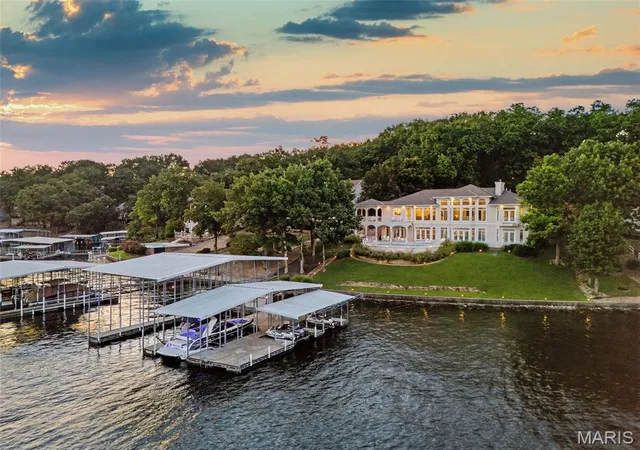 Photo 2 of Mansion for sale at 302 Crown Point Dr, Lake Ozark, MO 65049 | MLS# MIS26062174 | Listing updated on 2026-09-25