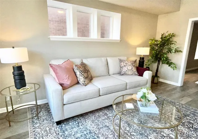 Photo 2 of Townhouse for sale at 4010 Castleman Ave, Saint Louis, MO 63110 | MLS# MIS26062178 | Listing updated on 2026-10-16