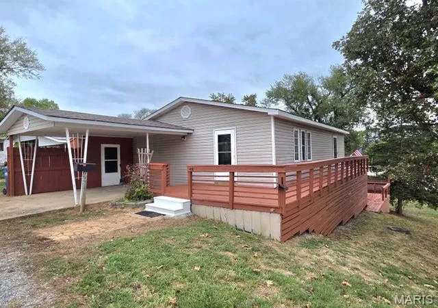 Photo 1 of Single family home for sale at 418 S 3rd Street, Houston, MO 65483 | MLS# MIS26062181 | Listing updated on 2026-10-05