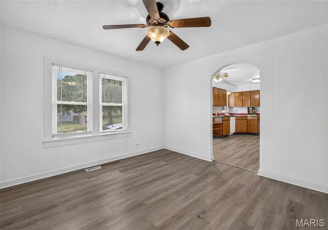 Photo 3 of Single family home for sale at 602 North 5th, De Soto, MO 63020 | MLS# MIS26062188 | Listing updated on 2026-09-29