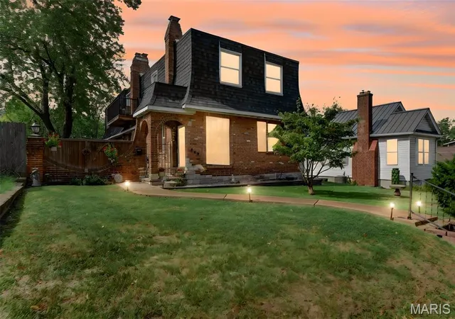 Photo 1 of Single family home for sale at 209 Virginia Ave, Crystal City, MO 63019 | MLS# MIS26062190 | Listing updated on 2026-10-08