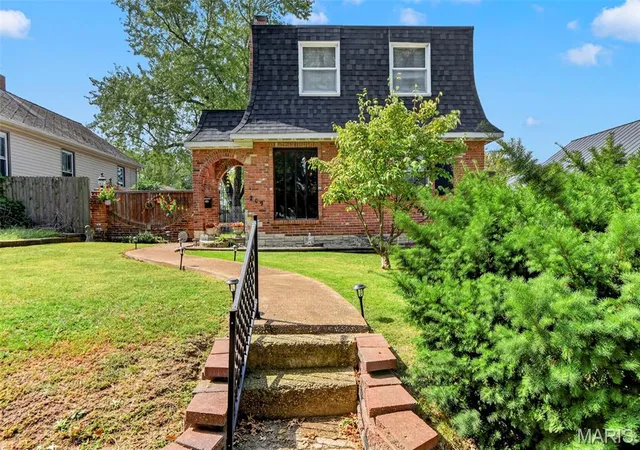 Photo 2 of Single family home for sale at 209 Virginia Ave, Crystal City, MO 63019 | MLS# MIS26062190 | Listing updated on 2026-10-08