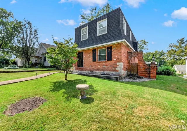 Photo 3 of Single family home for sale at 209 Virginia Ave, Crystal City, MO 63019 | MLS# MIS26062190 | Listing updated on 2026-10-08