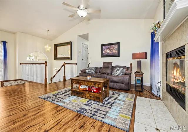 Photo 3 of Single family home for sale at 6 Club Ct, High Ridge, MO 63049 | MLS# MIS26062194 | Listing updated on 2026-10-02