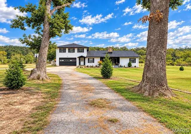 Photo 2 of Single family home for sale at 60857 Highway 49, Des Arc, MO 63636 | MLS# MIS26062203 | Listing updated on 2026-09-28