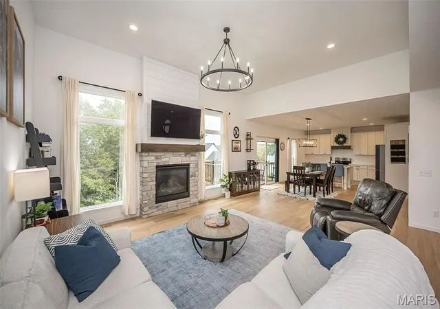 Photo 3 of Single family home for sale at 104 Copper Stone Pt, Wentzville, MO 63385 | MLS# MIS26062205 | Listing updated on 2026-10-03