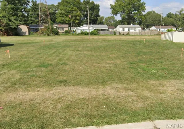 Photo 2 of Land for sale at 2321 Hunters Point Dr, Granite City, IL 62040 | MLS# MIS26062213 | Listing updated on 2026-09-26