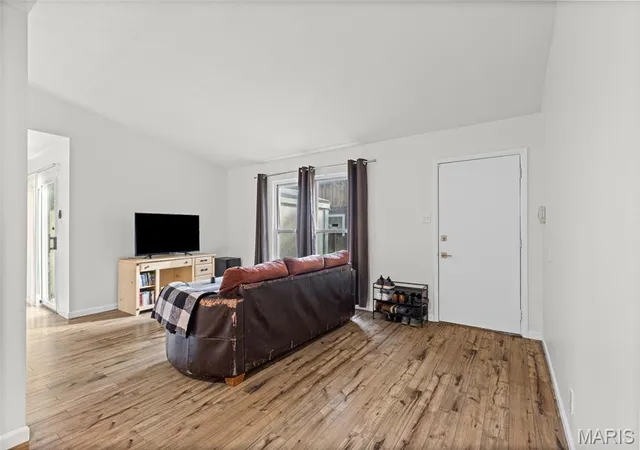 Photo 3 of Condo for sale at 11118 Whispering Oaks Dr, Saint Louis, MO 63136 | MLS# MIS26062223 | Listing updated on 2026-09-26
