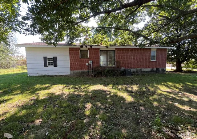 Photo 2 of Single family home for sale at 415 N Ingram Rd, Sikeston, MO 63801 | MLS# MIS26062224 | Listing updated on 2026-09-29