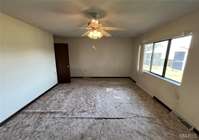 Photo 3 of Single family home for sale at 415 N Ingram Rd, Sikeston, MO 63801 | MLS# MIS26062224 | Listing updated on 2026-09-29