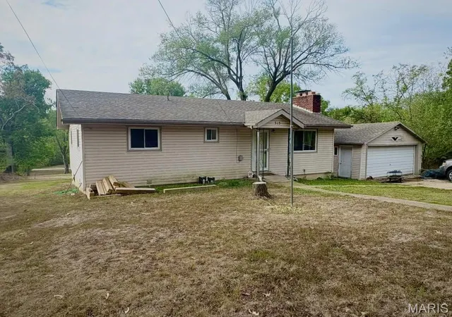 Photo 1 of Single family home for sale at 315 9th Street, Crocker, MO 65452 | MLS# MIS26062269 | Listing updated on 2026-09-26