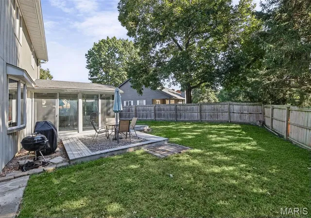 Photo 4 of Single family home for sale at 127 Pine Dale Dr, Belleville, IL 62226 | MLS# MIS26062270 | Listing updated on 2026-10-08