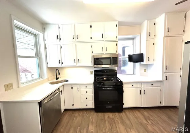 Photo 4 of Single family home for sale at 4616 Dahlia Ave, Saint Louis, MO 63116 | MLS# MIS26062271 | Listing updated on 2026-10-10