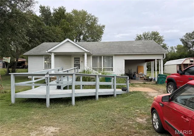 Photo 1 of Single family home for sale at 1229 E Karsch Blvd, Farmington, MO 63640 | MLS# MIS26062272 | Listing updated on 2026-10-05