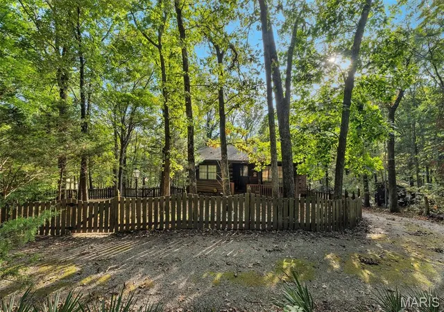 Photo 1 of Single family home for sale at 8967 Moss Holw Rd, Pevely, MO 63070 | MLS# MIS26062274 | Listing updated on 2026-09-30
