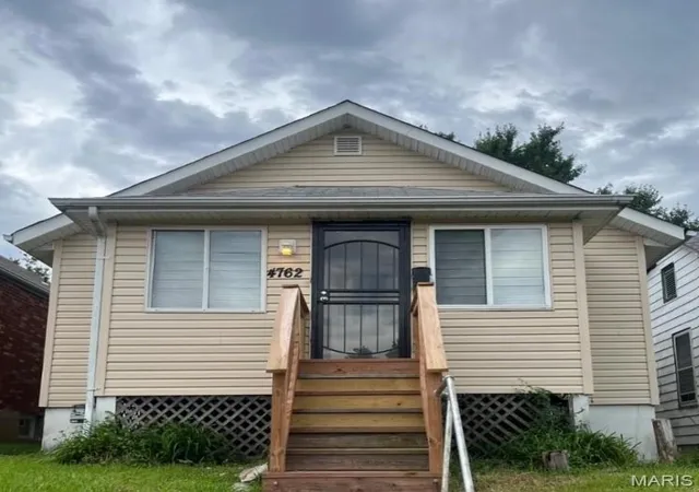 Photo 1 of Single family home for sale at 4762 Beacon Ave, Saint Louis, MO 63120 | MLS# MIS26062287 | Listing updated on 2026-09-27