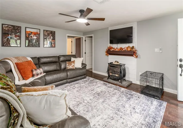 Photo 2 of Single family home for sale at 1008 State Hwy 37, West Frankfort, IL 62896 | MLS# MIS26062304 | Listing updated on 2026-09-27