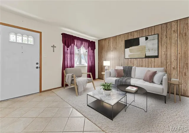 Photo 3 of Single family home for sale at 833 Weedel Dr, Arnold, MO 63010 | MLS# MIS26062308 | Listing updated on 2026-10-04