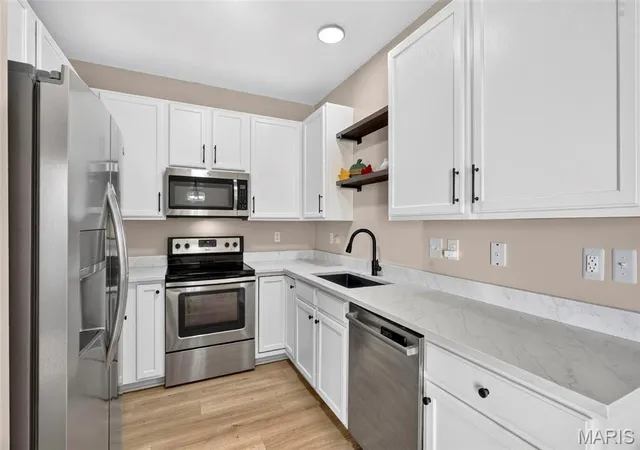 Photo 3 of Single family home for sale at 1002 Glengarry Dr, Wentzville, MO 63385 | MLS# MIS26062309 | Listing updated on 2026-10-09