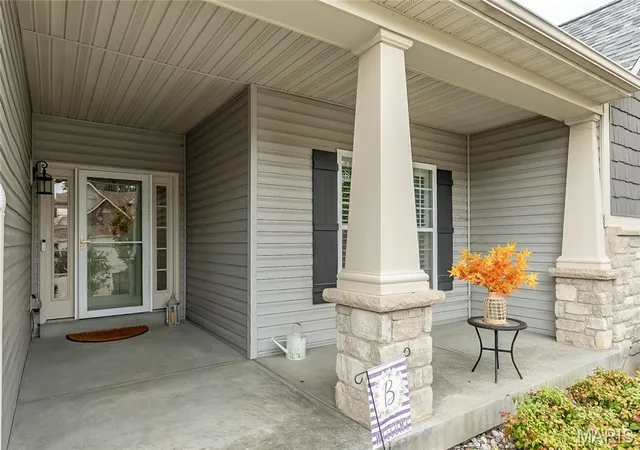 Photo 4 of Single family home for sale at 1229 Cashmere Ln, Saint Peters, MO 63376 | MLS# MIS26062314 | Listing updated on 2026-10-08