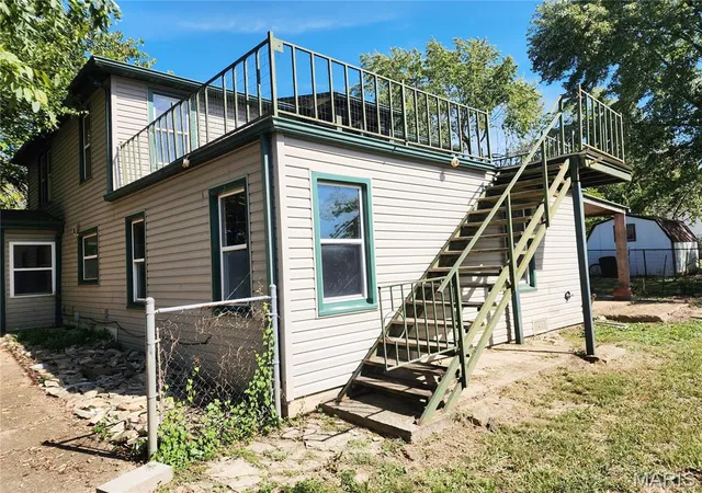 Photo 3 of Single family home for sale at 510 N Oak St, Owensville, MO 65066 | MLS# MIS26062315 | Listing updated on 2026-10-02
