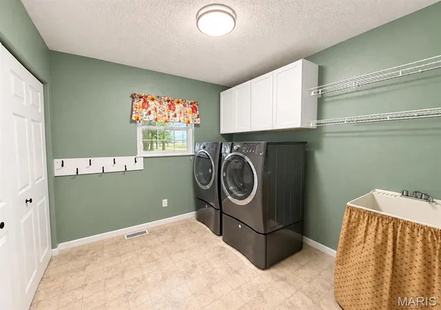 Photo 3 of Single family home for sale at 7 N 11th Street, New Baden, IL 62265 | MLS# MIS26062316 | Listing updated on 2026-10-03