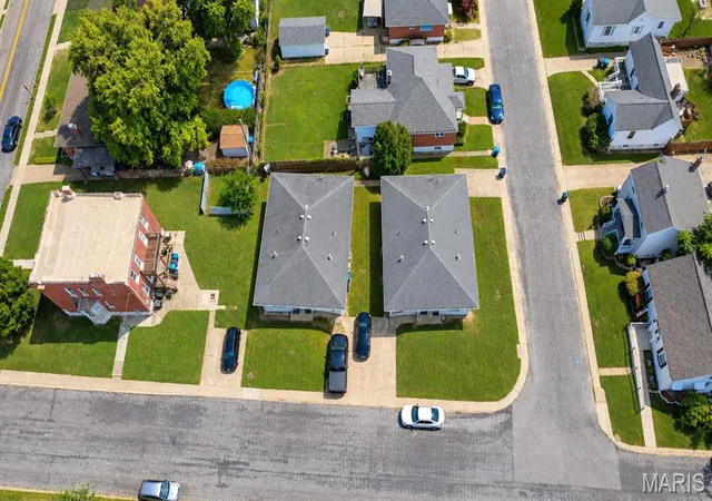 Photo 3 of Multi family home for sale at 8206-8214 Steffen Ave, Saint Louis, MO 63123 | MLS# MIS26062317 | Listing updated on 2026-10-27
