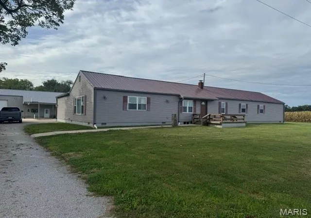 Photo 1 of Single family home for sale at 1868 Ferrydale Rd, Odin, IL 62870 | MLS# MIS26062318 | Listing updated on 2026-10-10