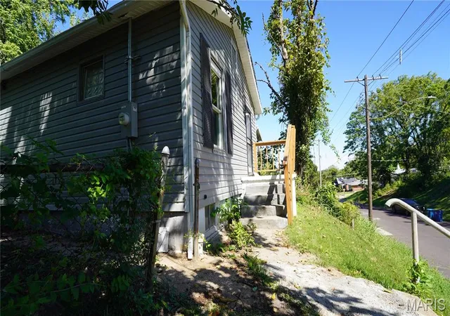 Photo 1 of Single family home for sale at 5457 Helen Ave, Saint Louis, MO 63136 | MLS# MIS26062322 | Listing updated on 2026-09-29