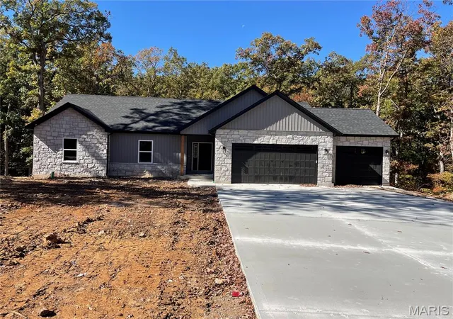 Photo 1 of Single family home for sale at 131 Prairie View Dr, Troy, MO 63379 | MLS# MIS26062324 | Listing updated on 2026-09-27