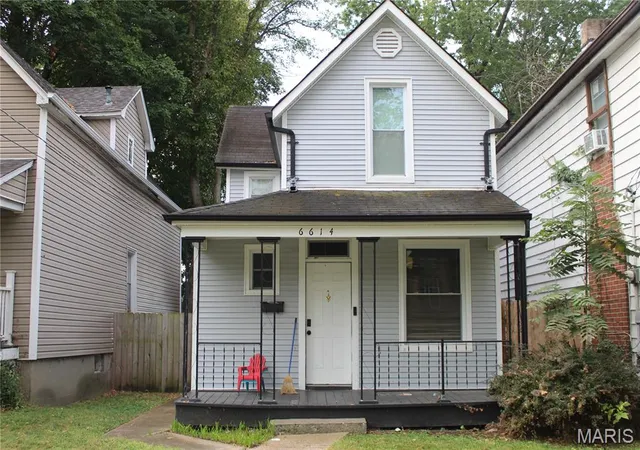 Photo 2 of Single family home for sale at 6614 Chamberlain Ave, Saint Louis, MO 63130 | MLS# MIS26062329 | Listing updated on 2026-09-29