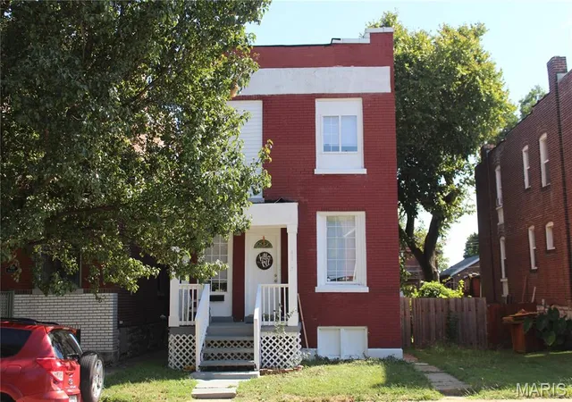 Photo 2 of Single family home for sale at 4312 Oregon Ave, Saint Louis, MO 63111 | MLS# MIS26062330 | Listing updated on 2026-09-29